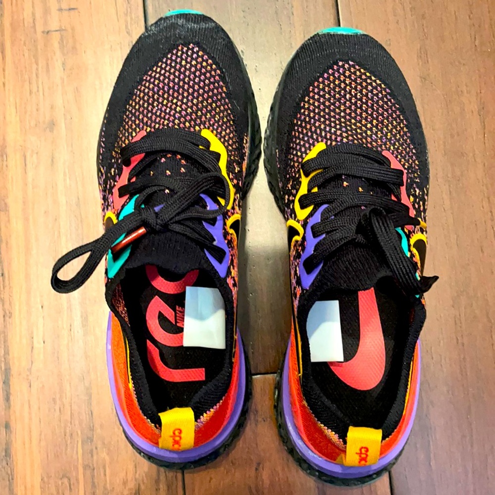Nike react